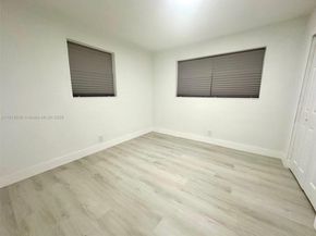 145 NW 2nd St, Dania Beach FL 33004