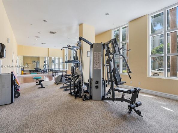 17555 Atlantic Blvd 902, Sunny Isles Beach FL 33160