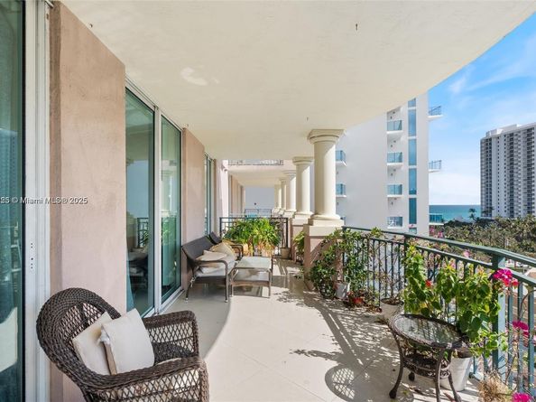 17555 Atlantic Blvd 902, Sunny Isles Beach FL 33160