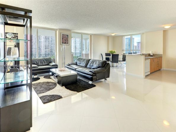 17555 Atlantic Blvd 902, Sunny Isles Beach FL 33160