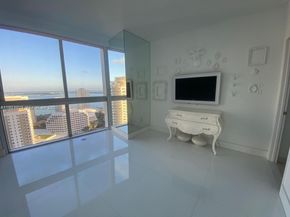 495 Brickell Ave 2902, Miami FL 33131