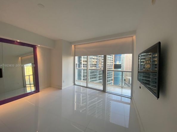 495 Brickell Ave 2902, Miami FL 33131