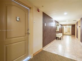 3675 N Country Club Dr 1906, Aventura FL 33180