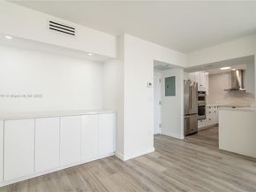 3675 N Country Club Dr 1906, Aventura FL 33180