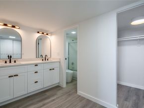 3675 N Country Club Dr 1906, Aventura FL 33180