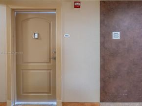 3675 N Country Club Dr 1906, Aventura FL 33180