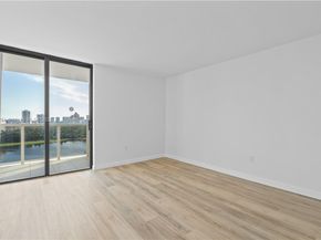 3675 N Country Club Dr 1906, Aventura FL 33180