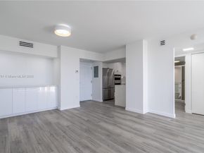 3675 N Country Club Dr 1906, Aventura FL 33180