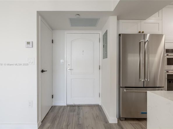 3675 N Country Club Dr 1906, Aventura FL 33180