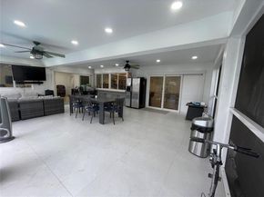 5508 Harrison St, Hollywood FL 33021