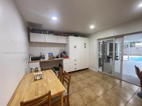 5508 Harrison St, Hollywood FL 33021