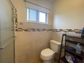 5508 Harrison St, Hollywood FL 33021