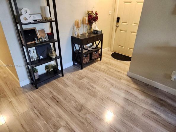 4851 NW 11th Ct, Lauderhill FL 33313