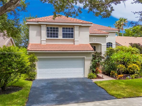 1204 Bayview Cir, Weston FL 33326