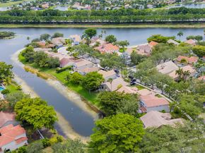 1204 Bayview Cir, Weston FL 33326