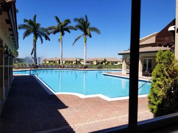 3395 NE 9th St 103, Homestead FL 33033
