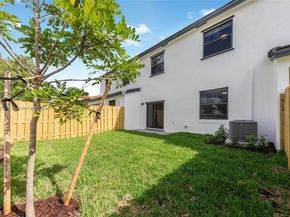 4909 Oakmont Dr, Dania Beach FL 33312
