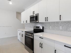 4909 Oakmont Dr, Dania Beach FL 33312