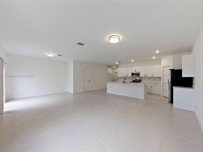 4909 Oakmont Dr, Dania Beach FL 33312