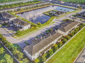 4909 Oakmont Dr, Dania Beach FL 33312