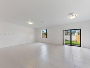 4909 Oakmont Dr, Dania Beach FL 33312