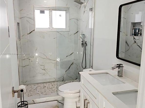 1430 NE 53rd Ct, Fort Lauderdale FL 33334