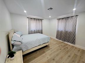 1430 NE 53rd Ct, Fort Lauderdale FL 33334