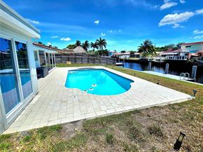 1430 NE 53rd Ct, Fort Lauderdale FL 33334