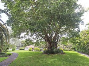 8626 SW 94th St, Miami FL 33156