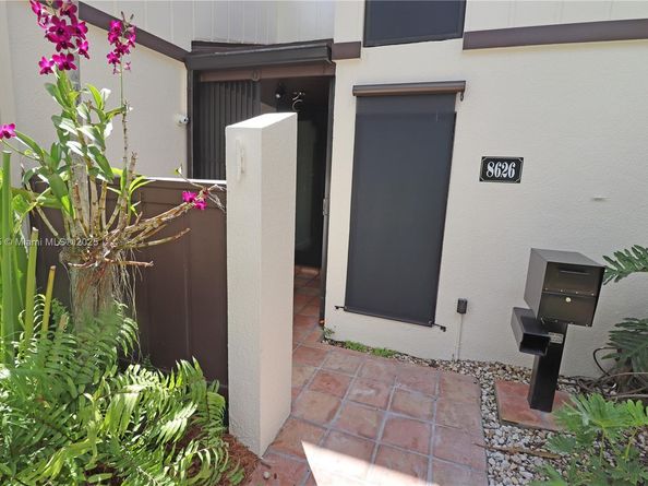 8626 SW 94th St, Miami FL 33156