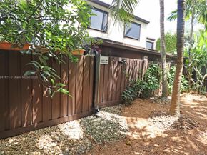 8626 SW 94th St, Miami FL 33156