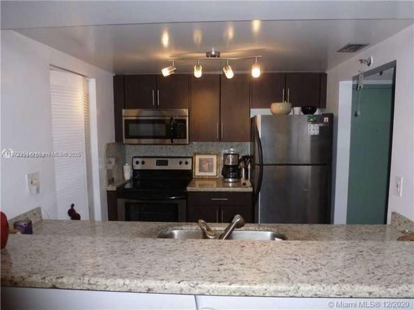 850 N Miami Ave W2105, Miami FL 33136