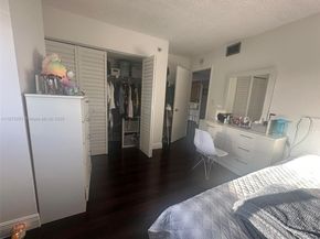 850 N Miami Ave W2105, Miami FL 33136