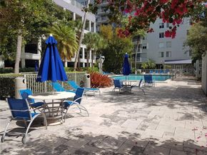 850 N Miami Ave W2105, Miami FL 33136