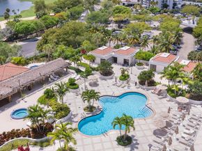 20281 E Country Club Dr 1009, Aventura FL 33180