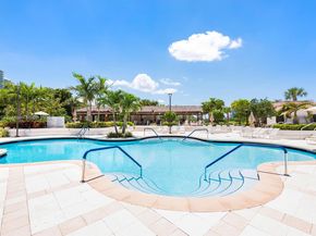 20281 E Country Club Dr 1009, Aventura FL 33180
