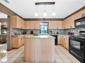 1500 SW 98th Ave, Pembroke Pines FL 33025