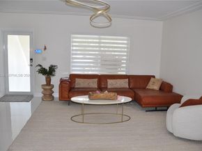 7400 SW 116th St, Pinecrest FL 33156