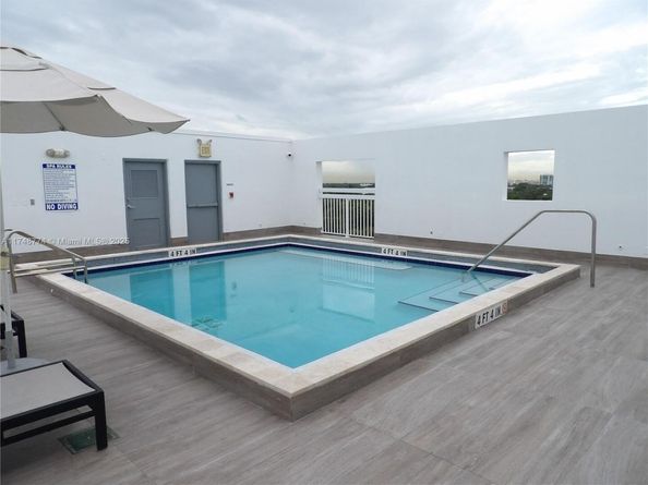 2740 SW 28th Ter 301, Miami FL 33133