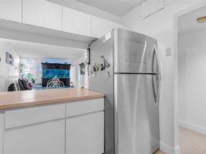 1900 W 68th St F302, Hialeah FL 33014