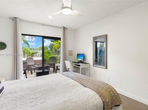 1056 E Lakes Dr, Deerfield Beach FL 33064