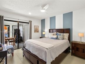 1056 E Lakes Dr, Deerfield Beach FL 33064