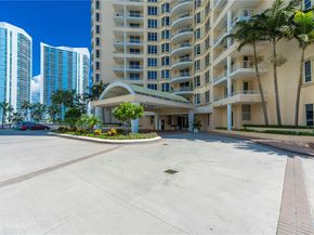 888 Brickell Key Dr 1807, Miami FL 33131