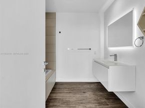 2900 NE 7th Ave 3307, Miami FL 33137