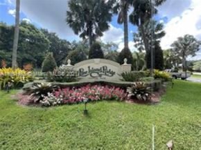 9471 Evergreen Pl 401, Davie FL 33324