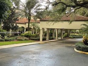 9471 Evergreen Pl 401, Davie FL 33324