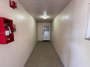 9471 Evergreen Pl 401, Davie FL 33324