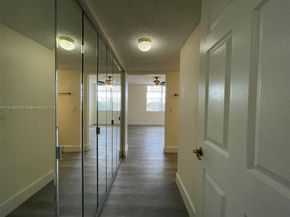 9471 Evergreen Pl 401, Davie FL 33324