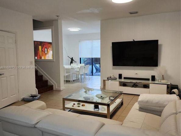 11629 NW 87th Ln 11629, Doral FL 33178