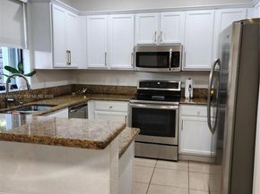 11629 NW 87th Ln 11629, Doral FL 33178